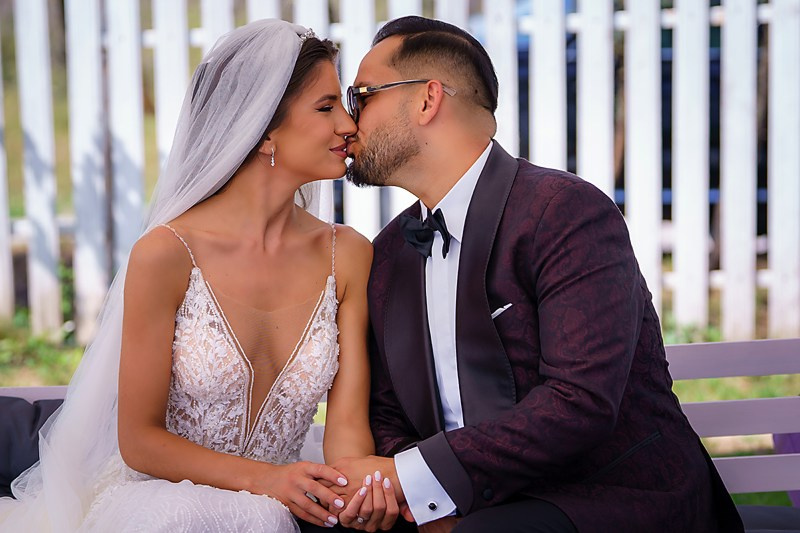 Laura si Felix - Nunta la Domeniile Saftica. Fotografi de nunta in Bucuresti, Iulia si Stefan Ovidiu