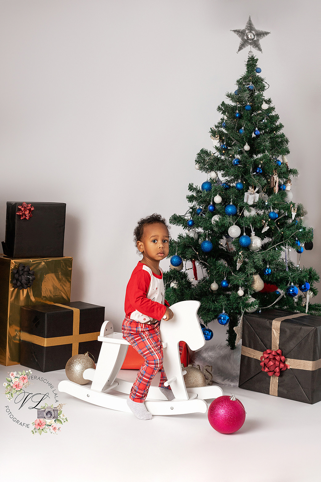 KINDER. Neugeboren und Babybauchfotoshooting in Cloppenburg