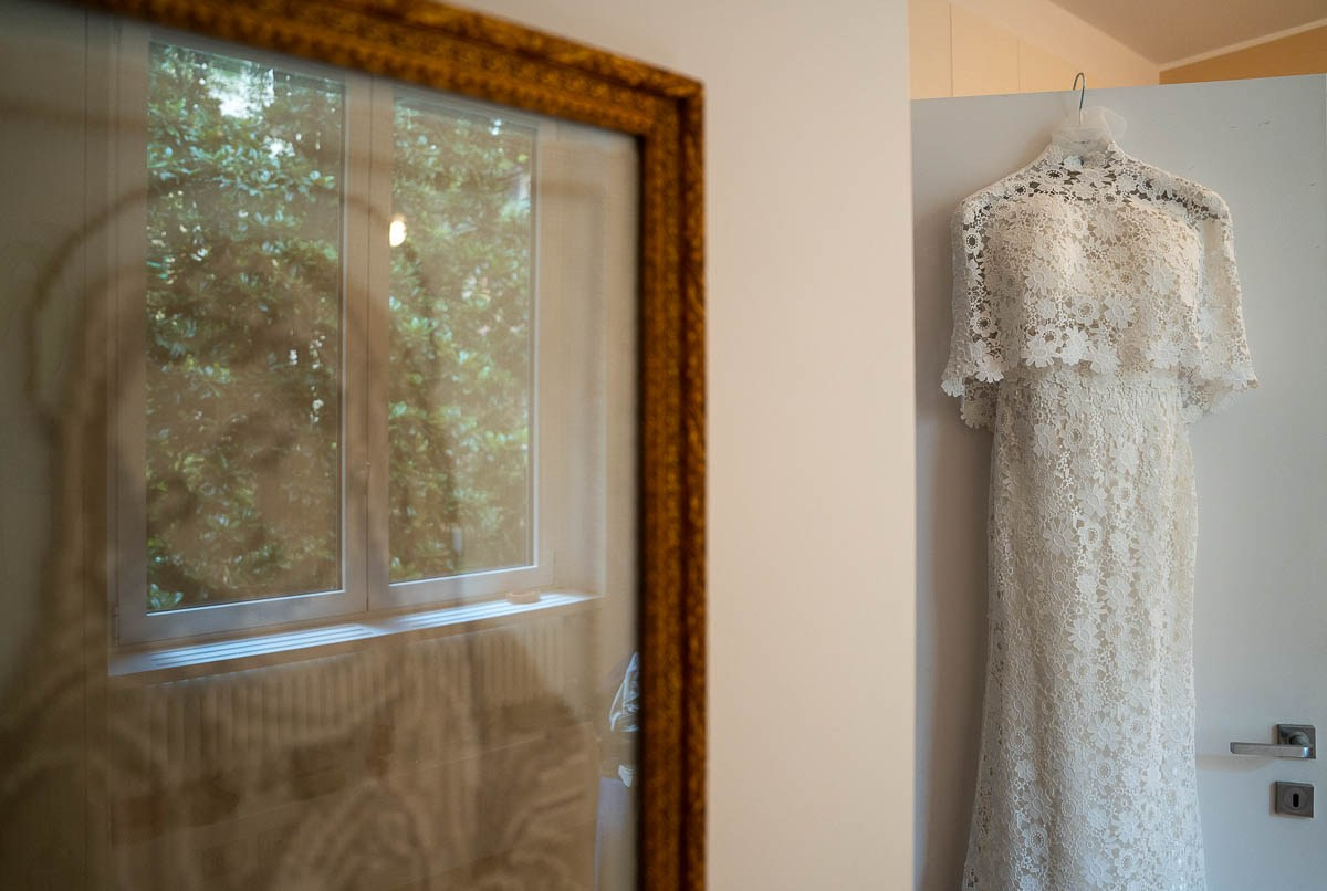 vestito della sposa - fotografia di matrimonio - Milano - Lombardia - curata da Lorenzo Mazzega Wedding Photographer