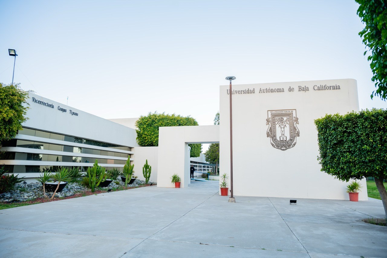 UABC. Alex Martínez Fotógrafo | Bodas, retratos y eventos en Tijuana