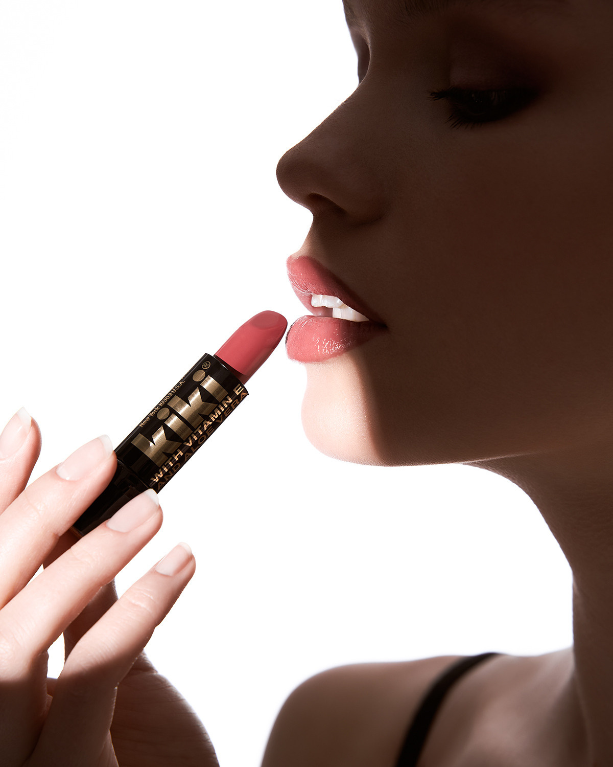 BEAUTY. Fashion and advertising photographer Alina Mikhalkovich Dubai