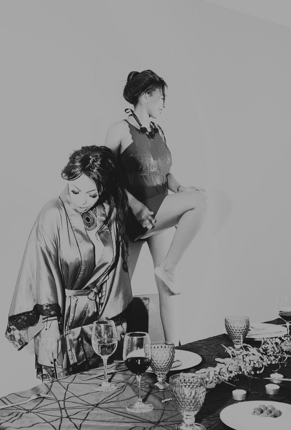 Girls meeting. Portrait photographer in Europe. Aurora Balear in Balearic Islands, woman portrait photographer. Work in Spain