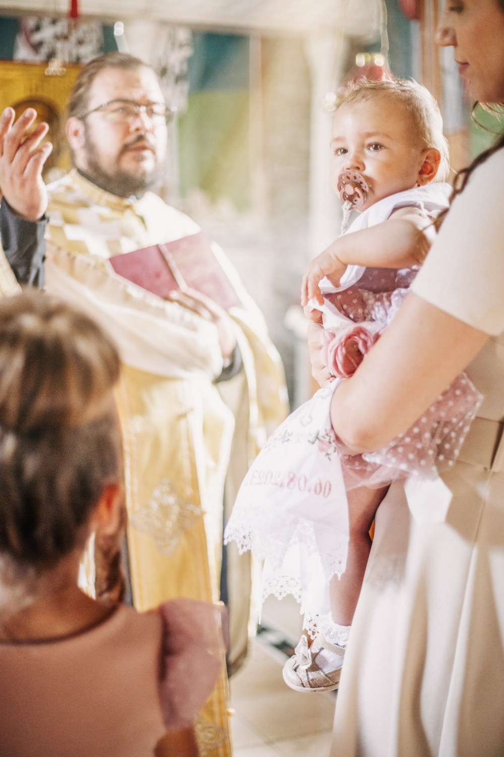 FOTOGRAFISANJE KRŠTENJA. Fotografi iz Backog Petrovca David i Andrea Stojanovic