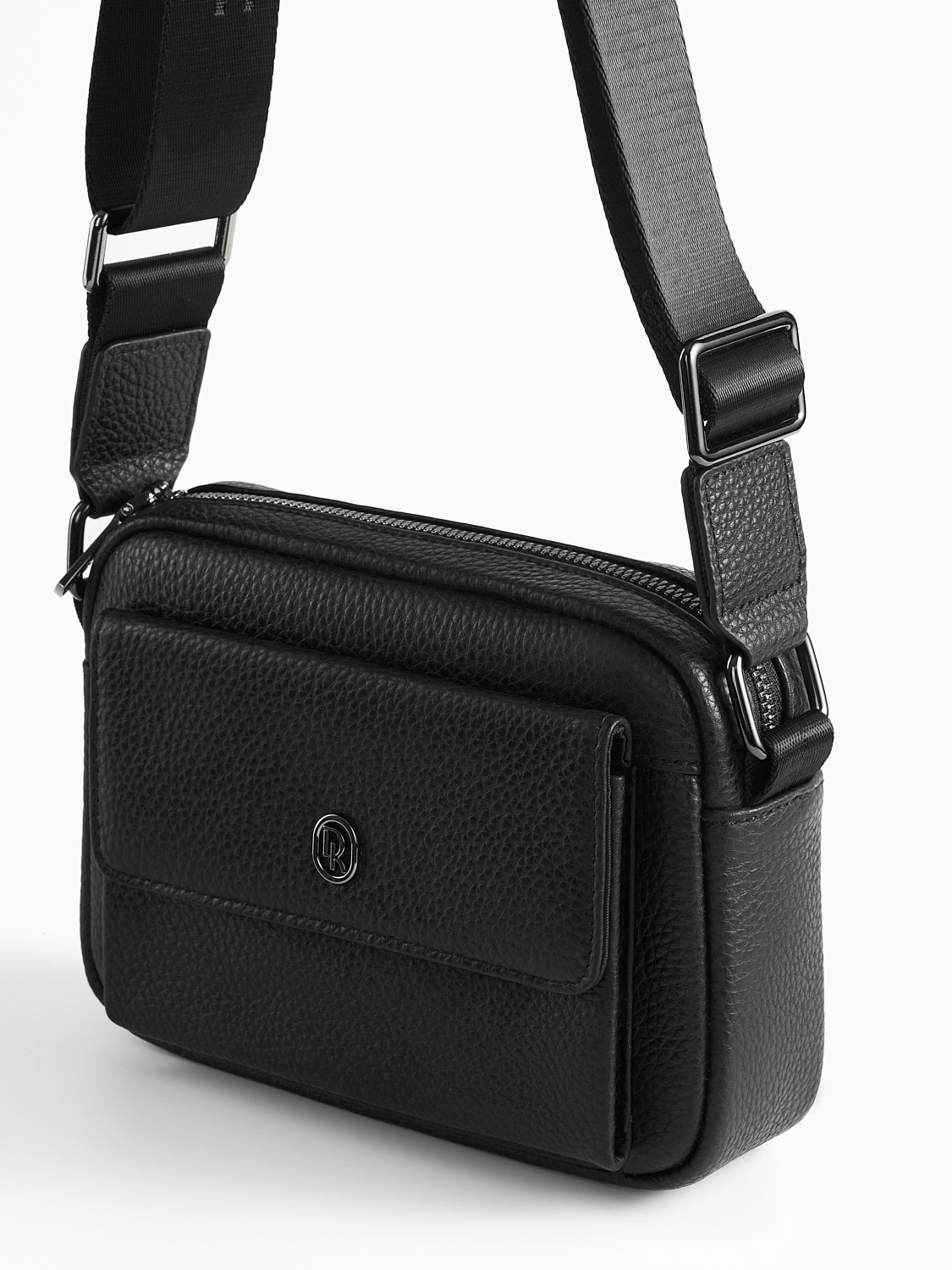 Сумки и кошельки. Предметная фотосъемка в Алматы. Студия фото и видео съемки товаров