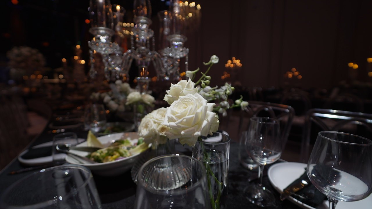 VIA / BASICO. Wedding and events photographers Studio Shalom