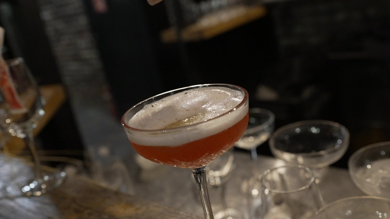 VIA / BASICO. Wedding and events photographers Studio Shalom