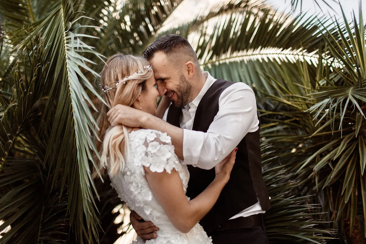 Weddings. Welcome to my video and photo world!