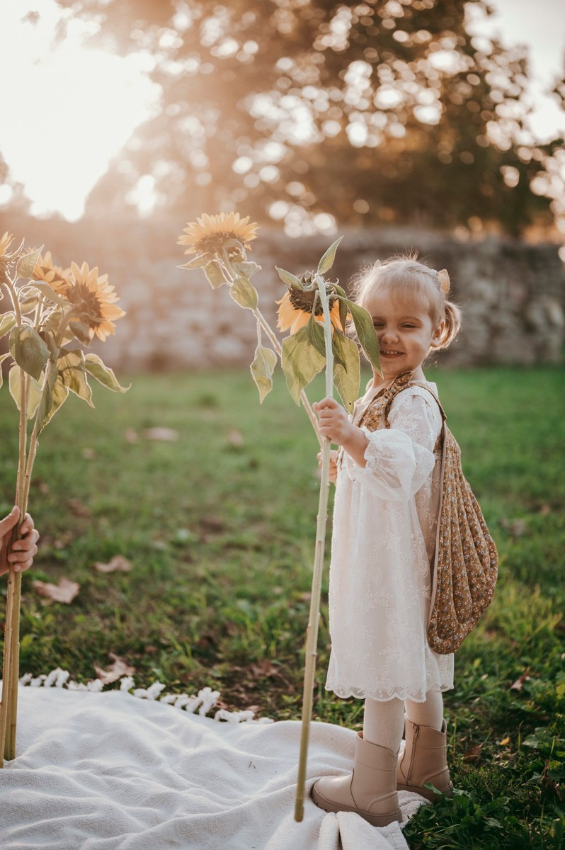 Anastasija, Aleksej i Agata / porodicno fotografisanje napolju. Deciji i porodicni fotograf u Beogradu Oksana Skendzic
