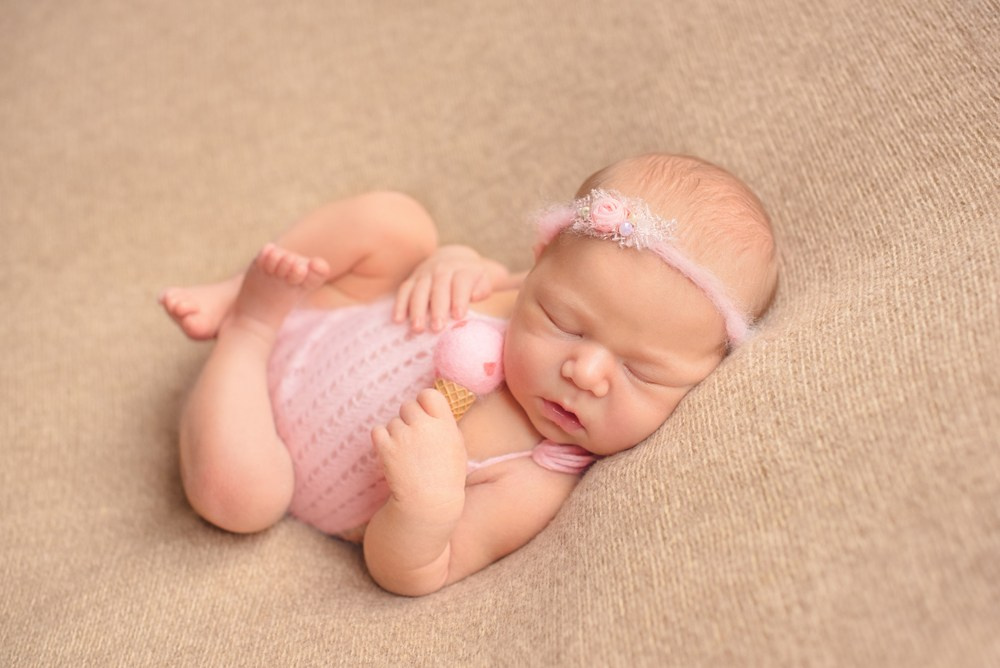 Sesja noworodkowa dla dziewczynki w Trójmieście - Natalia Lucko