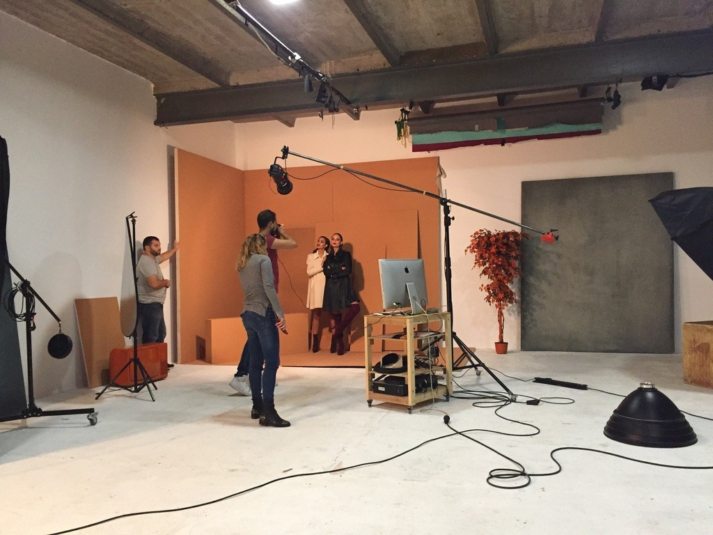 Studio Photogenic. Commercial and studio photographer in Belgrade