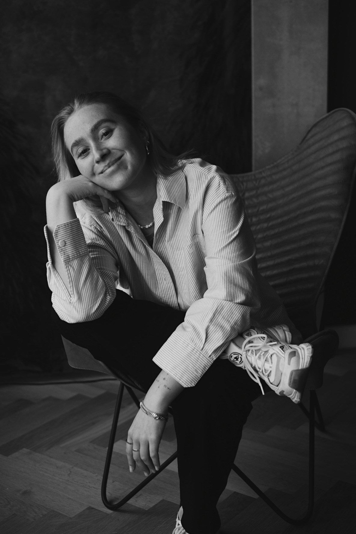 Indoor Portraits. Sasha Silver Photography