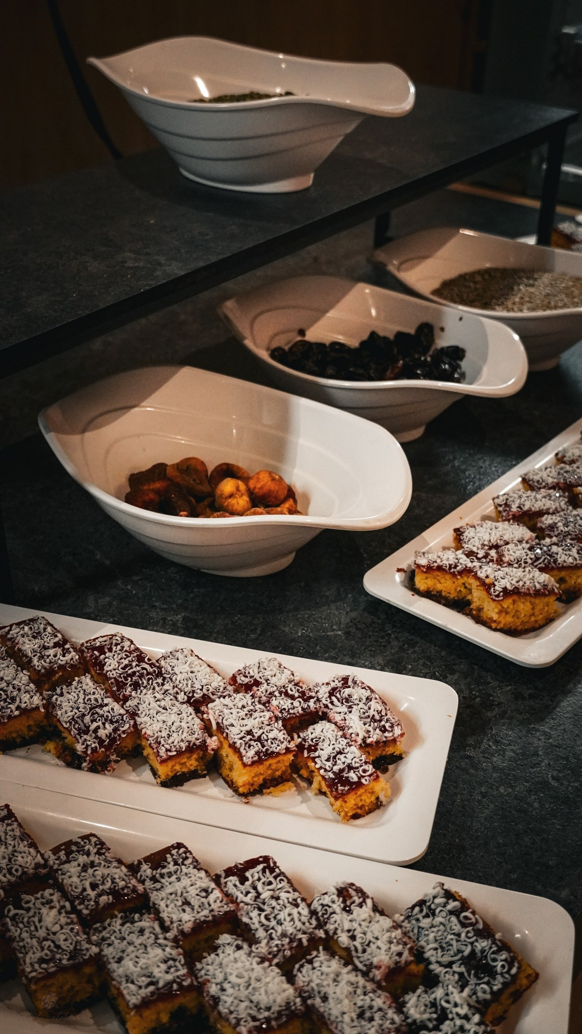 Bacolux Koralyo. Creste si calatoreste