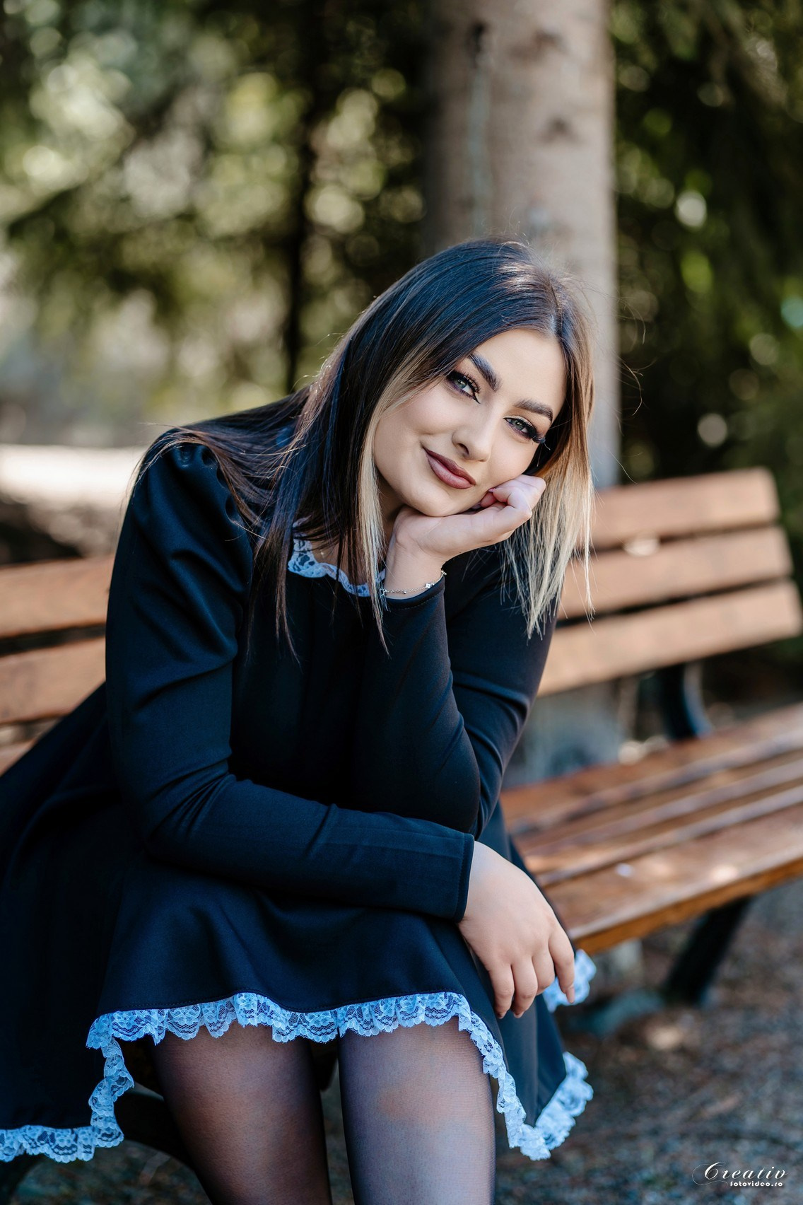 Oferta albume absolvenți 2026. Fotograf nuntă Bistrița | fotograf botez | Creativ Foto Video | Vasile Mizgan