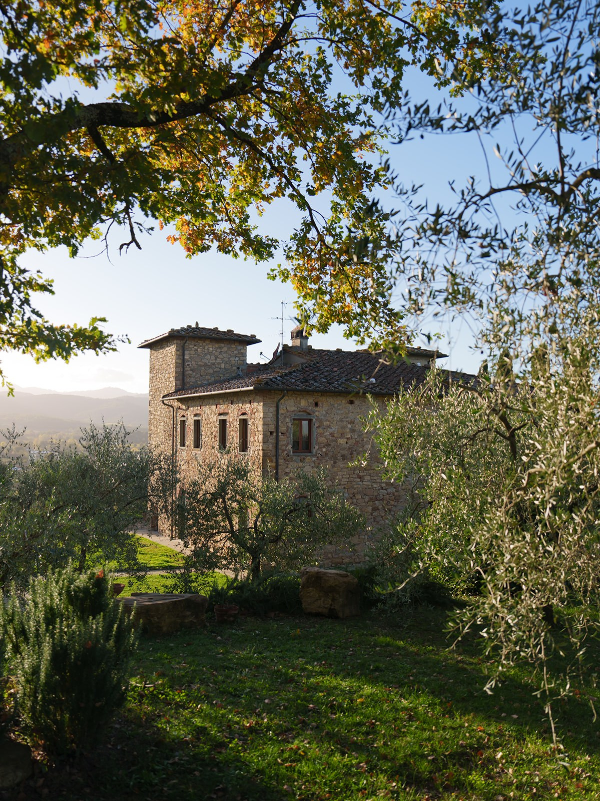 Lia & Neo (HWM). Bakasphoto wedding and lifestyle photography Latvia and Worldwide