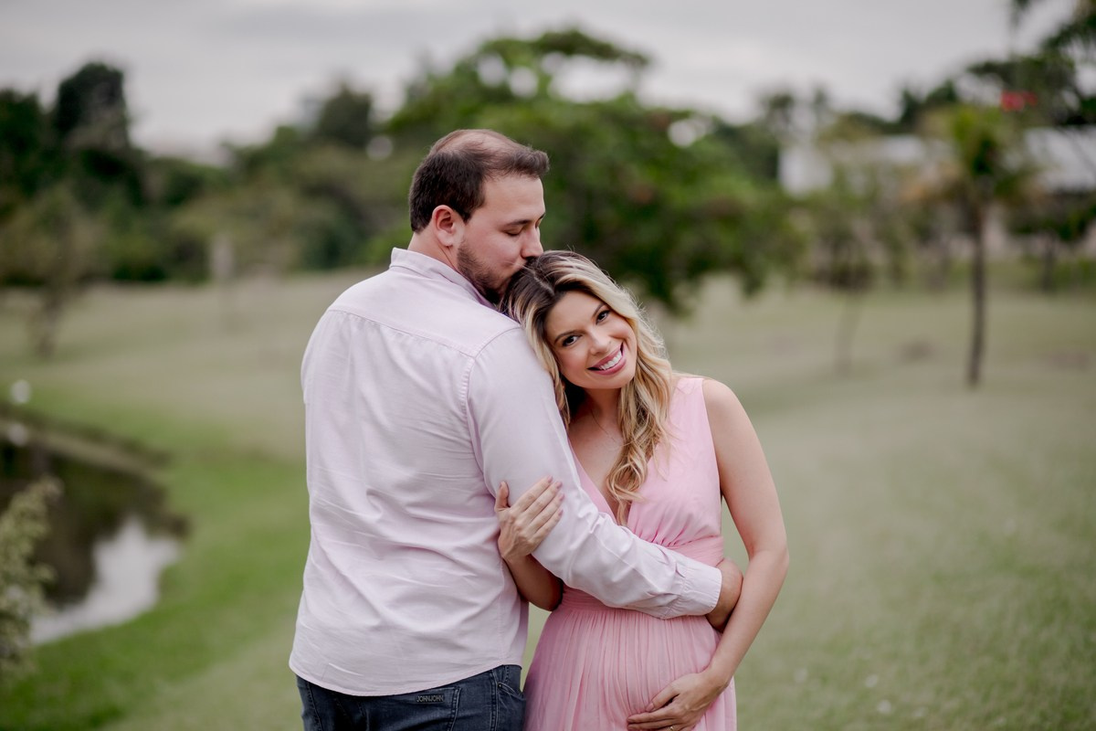 Larissa e Rodrigo - Ensaio Gestante. Fotógrafa de Eventos em São Paulo e Sorocaba Kika Damasceno