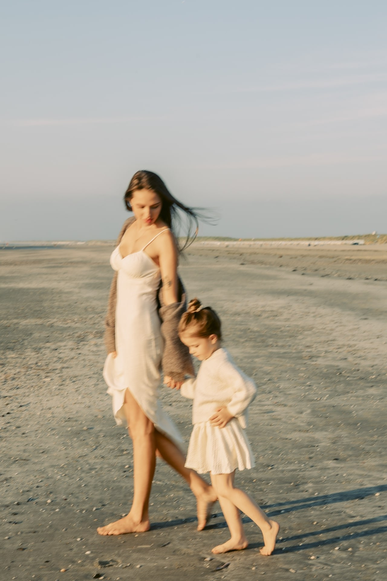 Seaside Portraits — Summer Breeze in Hoek van Holland. Romantic & Soulful Photography by Natalia Olhova in Rotterdam