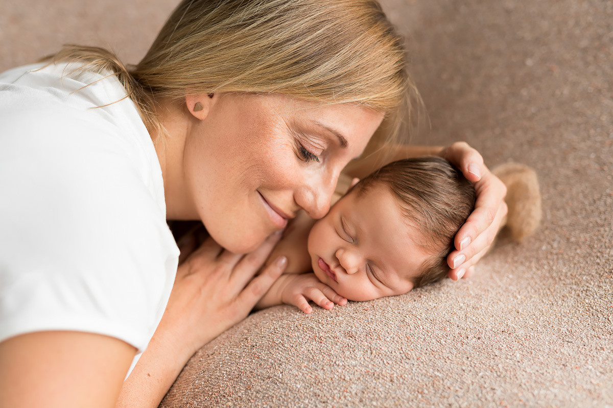 Babyfotografie natürlich schön. Newbornphoto in Duesseldorf