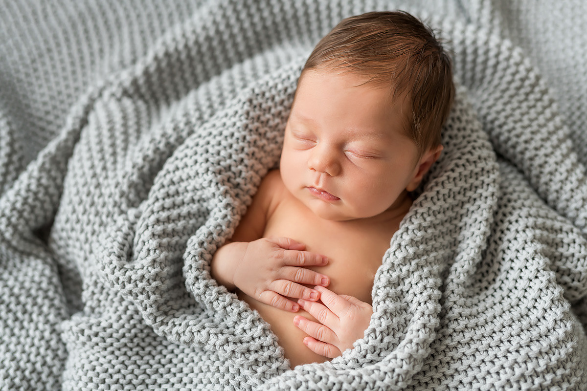 Babyfotografie natürlich schön. Newbornphoto in Duesseldorf