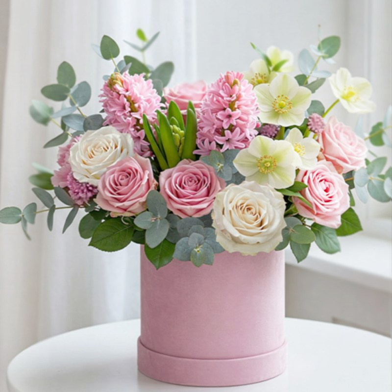 Ziedu pušķi kastē. Event design, decoration, floristry, gift, Irina Novika, Riga, Latvia