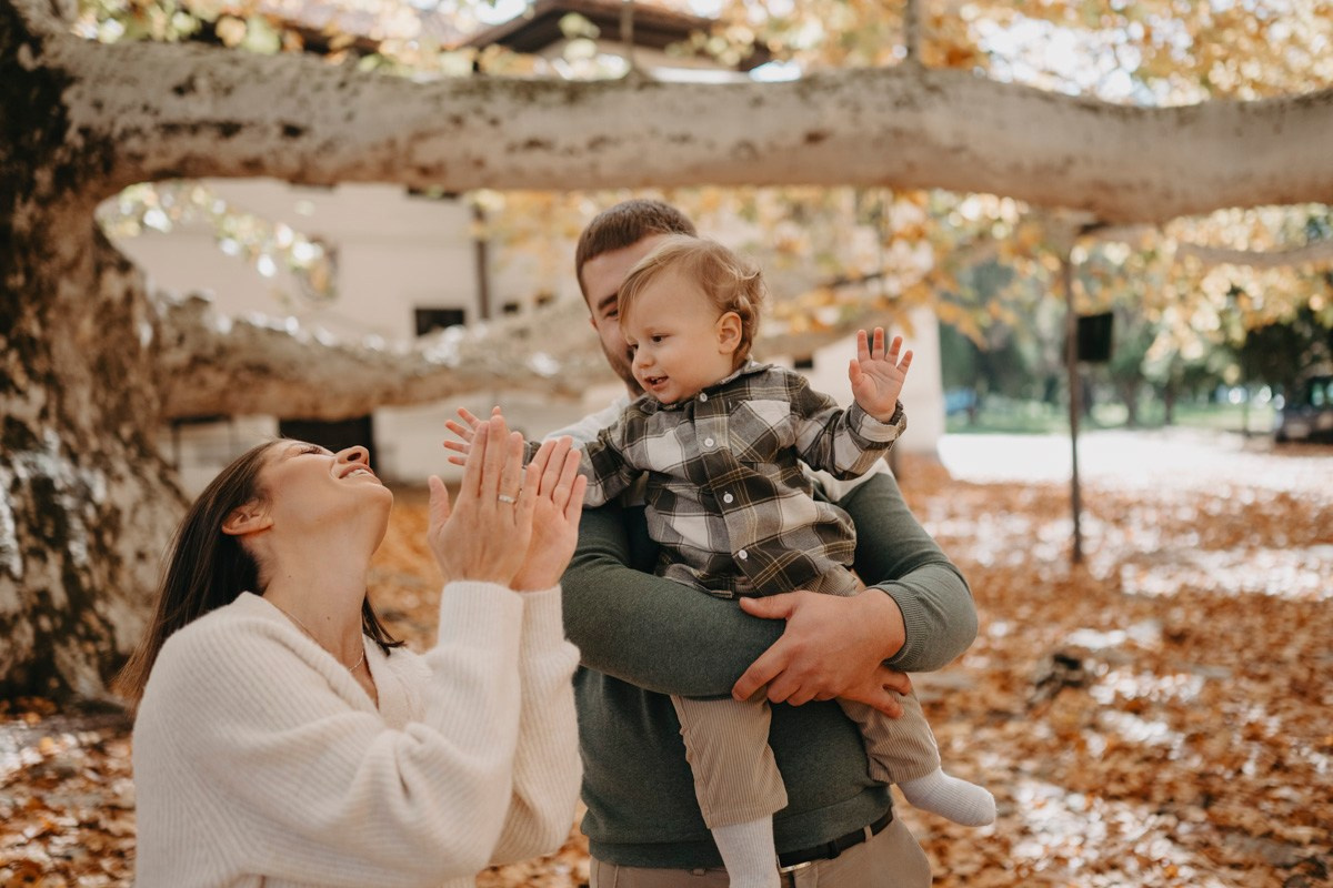 Veljkov 1.rodjendan. Deciji i porodicni fotograf u Beogradu Oksana Skendzic