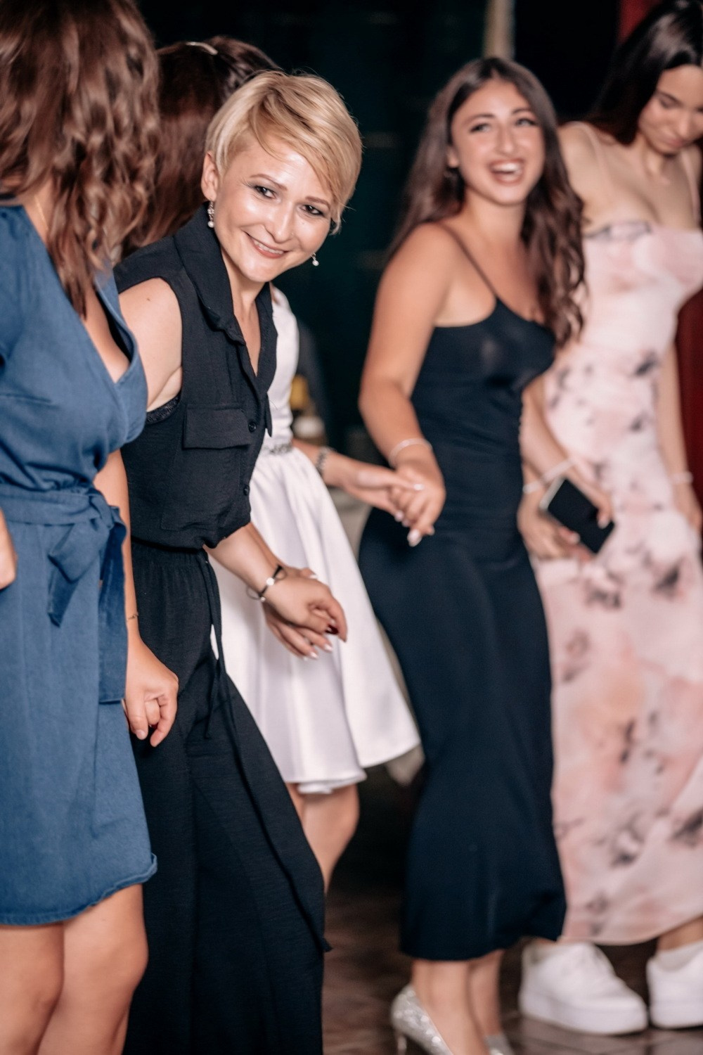 FOTOGRAFISANJE PUNOLETSTVA. Fotografi iz Backog Petrovca David i Andrea Stojanovic