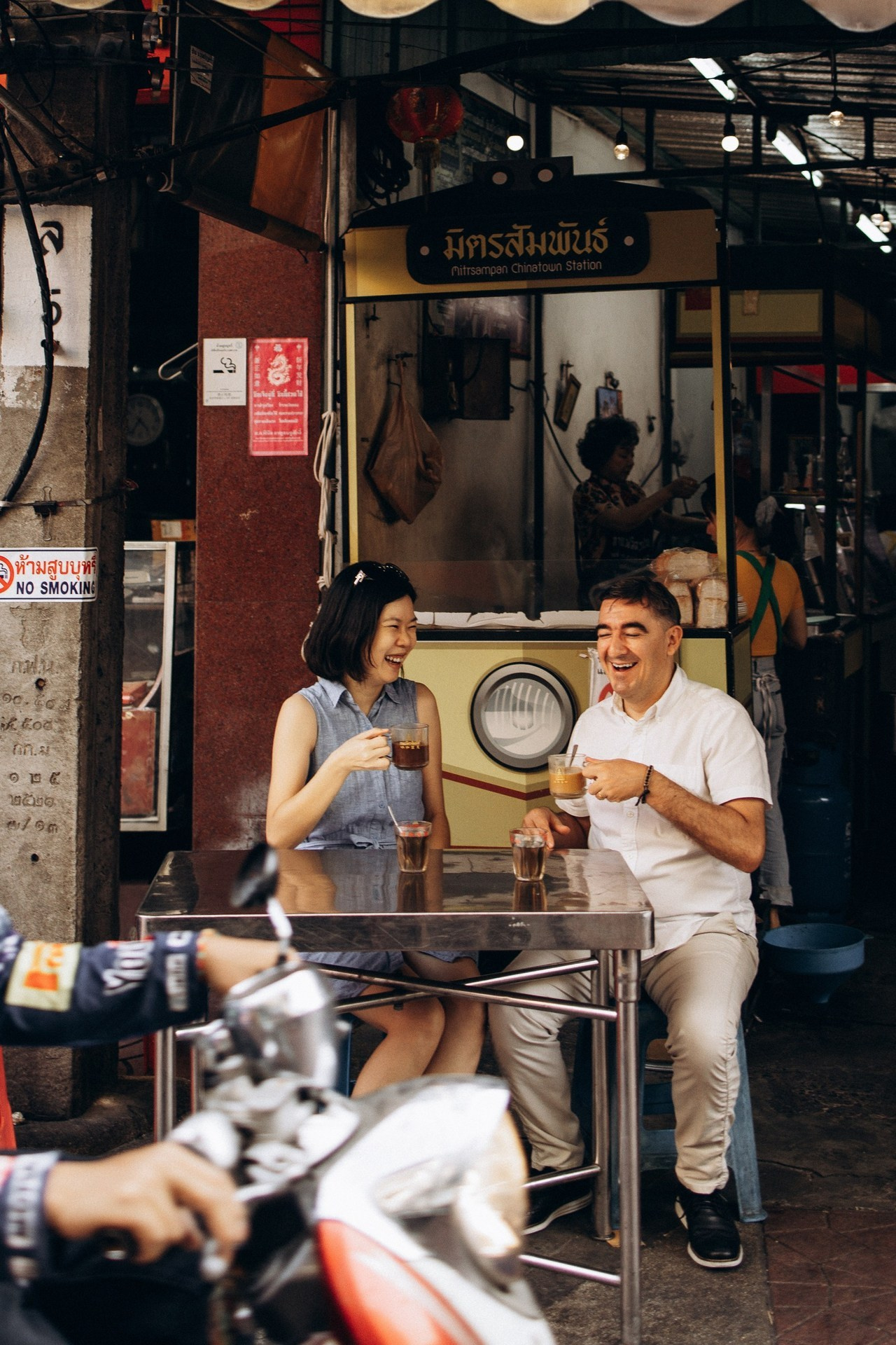 Warm Words. Family and wedding photographer in Bangkok, Thailand