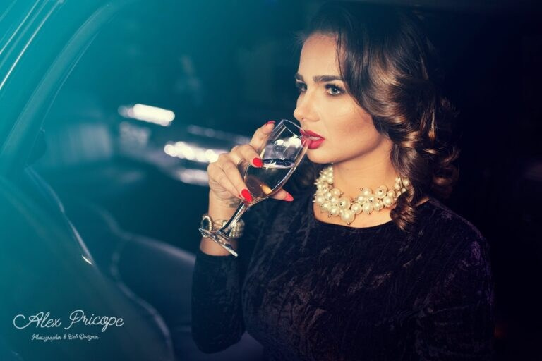 Sedinta foto fashion pentru Tropics Label. Alex Pricope — Fotograf de familie & evenimente in Onești & Bacău