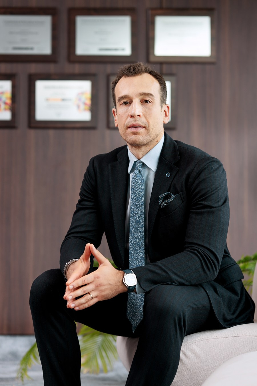 Portrete Corporate Profesionale | Business & LinkedIn. Fotograf Corporate Business