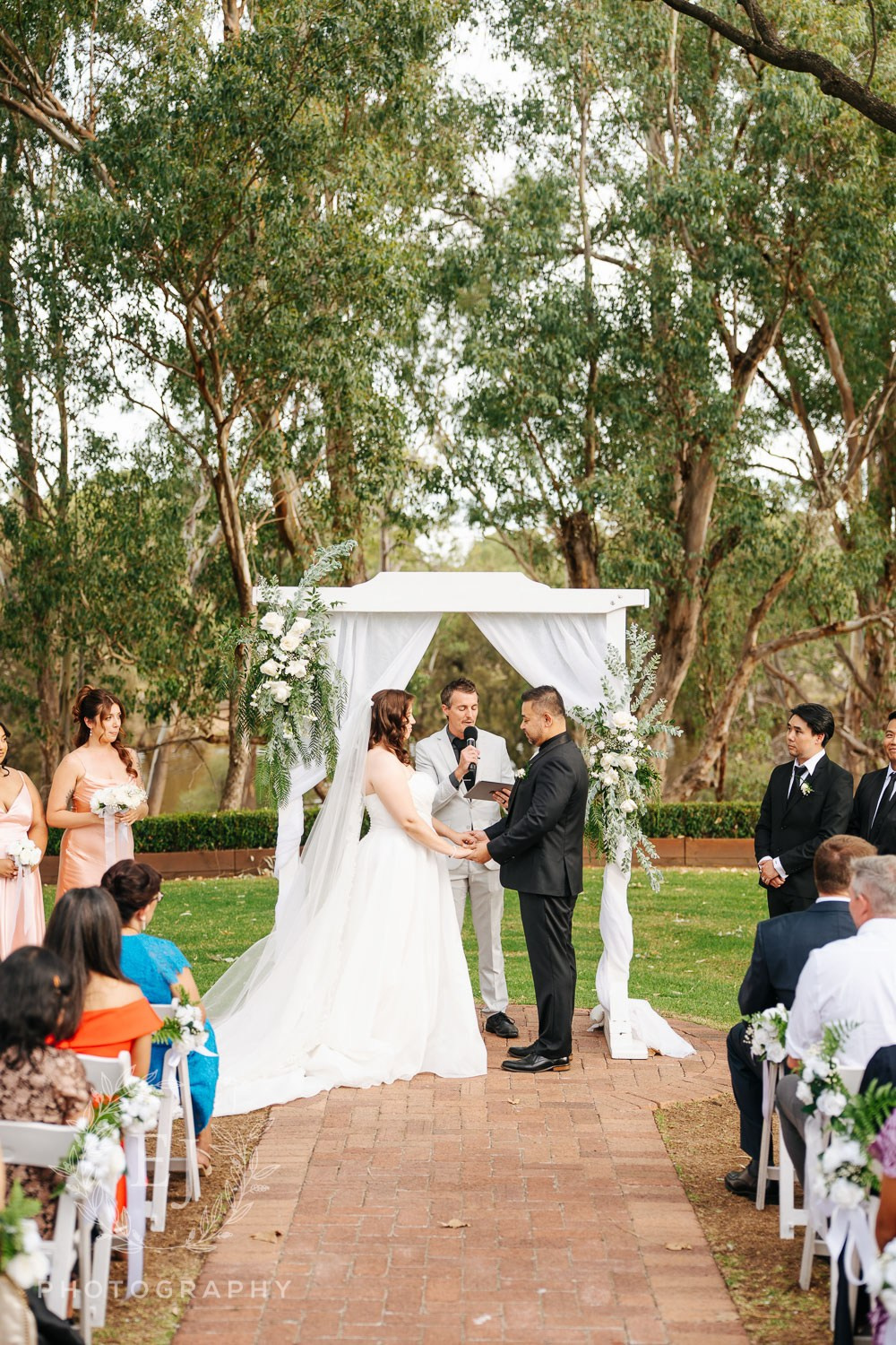 Lauren & Russell — Mandoon Estate. Emma Joy Photography