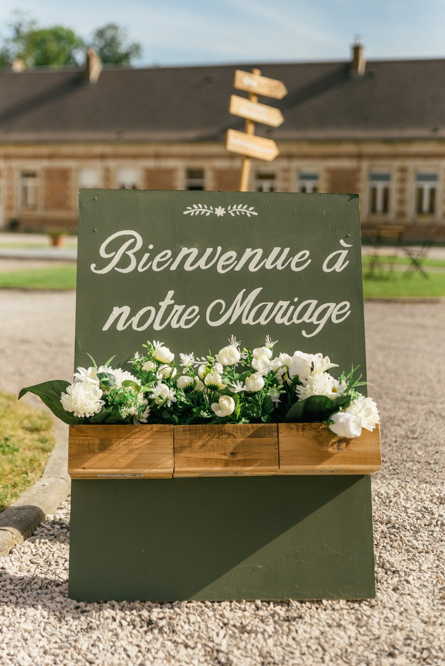 Photographe capture l’échange des alliances dans une villa à Cannes