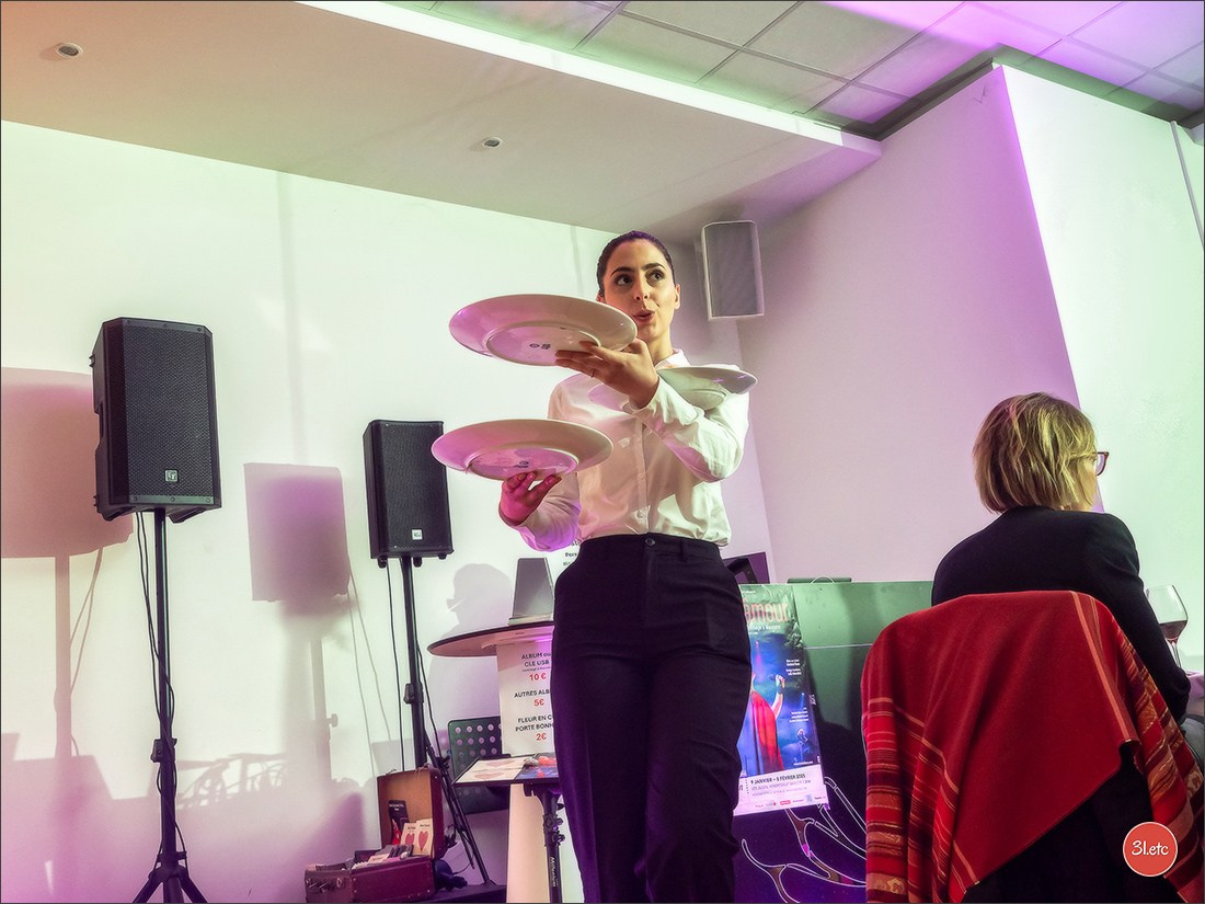 New Year 2025 in Manicook restraunt. Photographe à Strasbourg | Portraits, Studio, Enfants, Événements