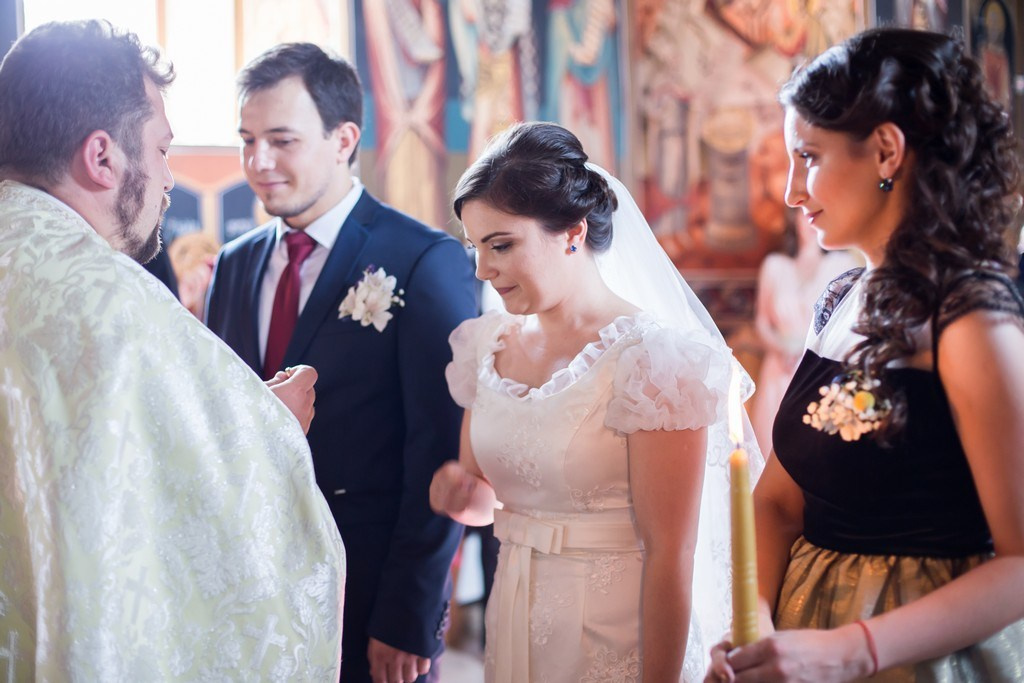 Ecaterina si Iustin by fotograf nunta Iasi — Eduard Schiopu