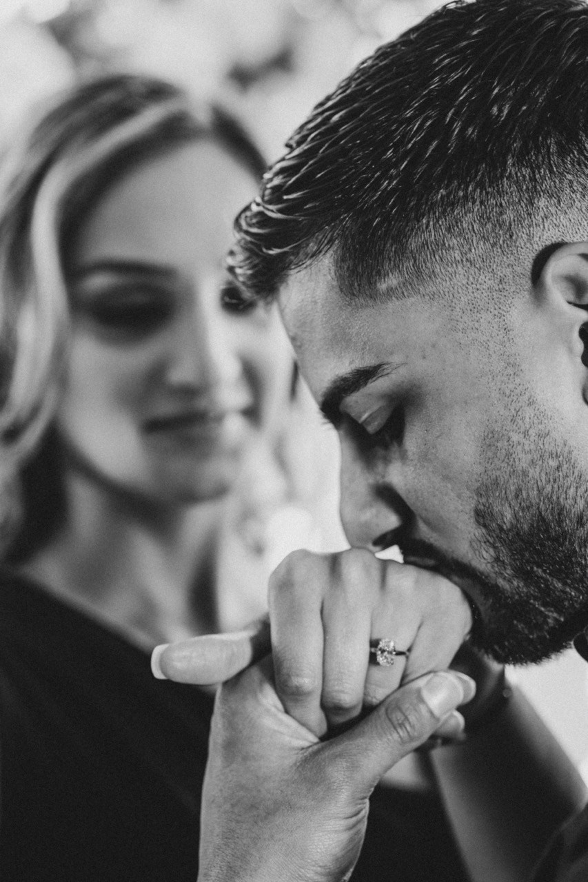 Proposal Cheval Three Quays. Tonya Kyrylenko photographer in London