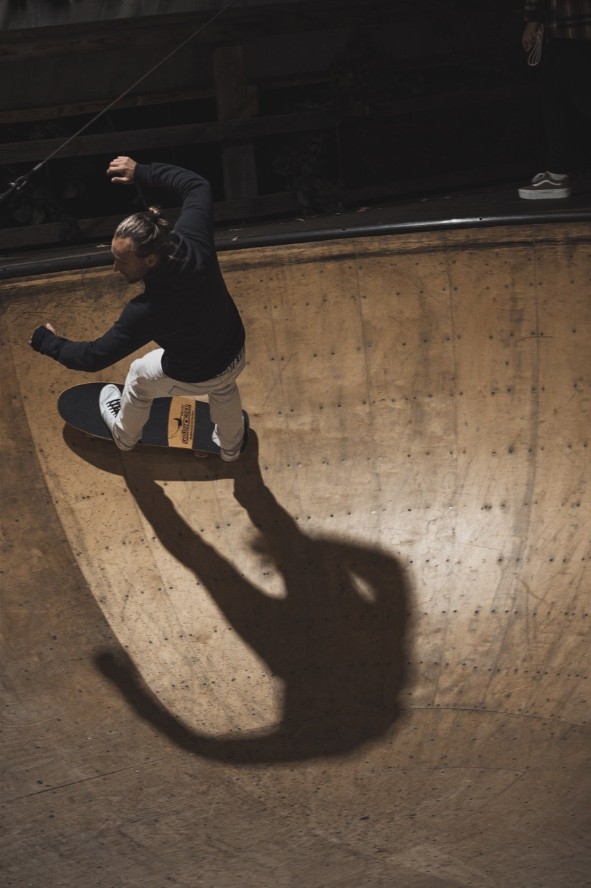 SKATE. Dana Lišková — Empatická fotografka | Introspektivní umělkyně | Neurodivergentní koučka| Zakladatelka Artepy.cz
