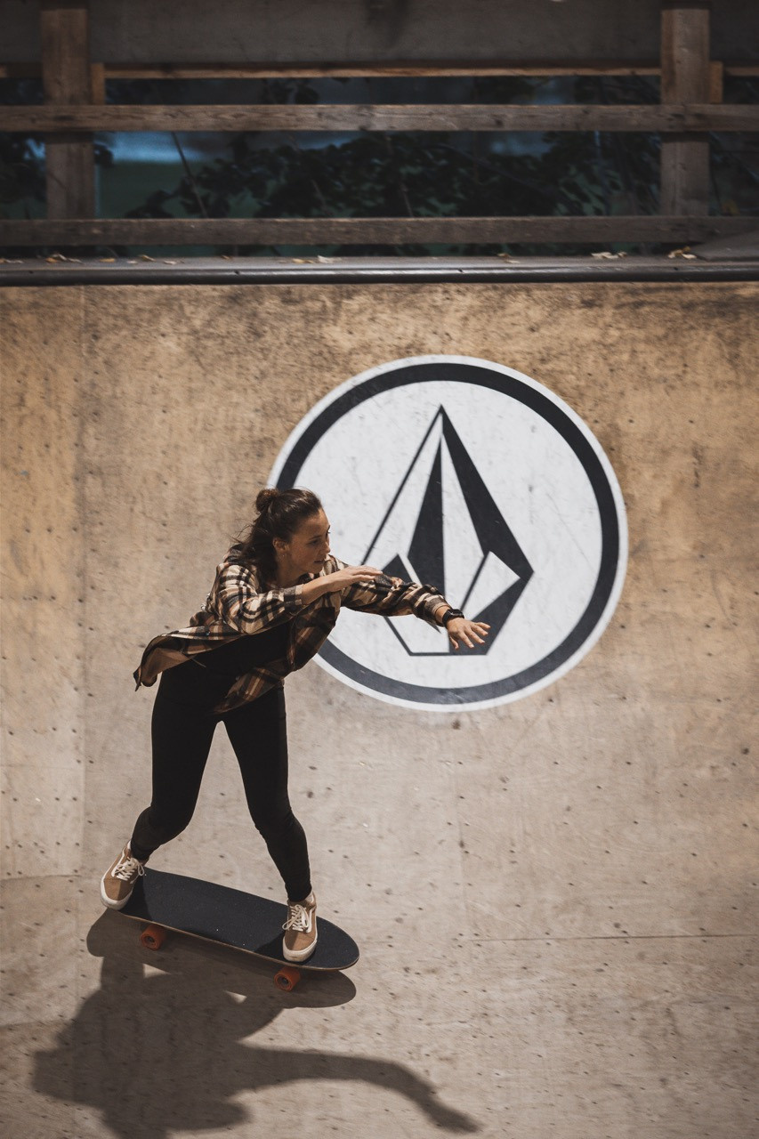 SKATE. Dana Lišková — Empatická fotografka | Introspektivní umělkyně | Neurodivergentní koučka| Zakladatelka Artepy.cz