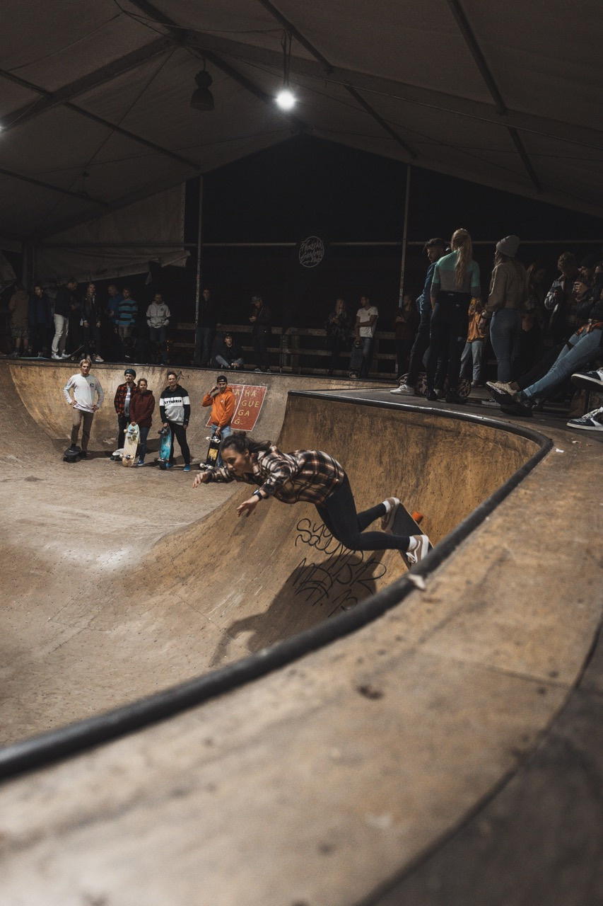 SKATE. Dana Lišková — Empatická fotografka | Introspektivní umělkyně | Neurodivergentní koučka| Zakladatelka Artepy.cz