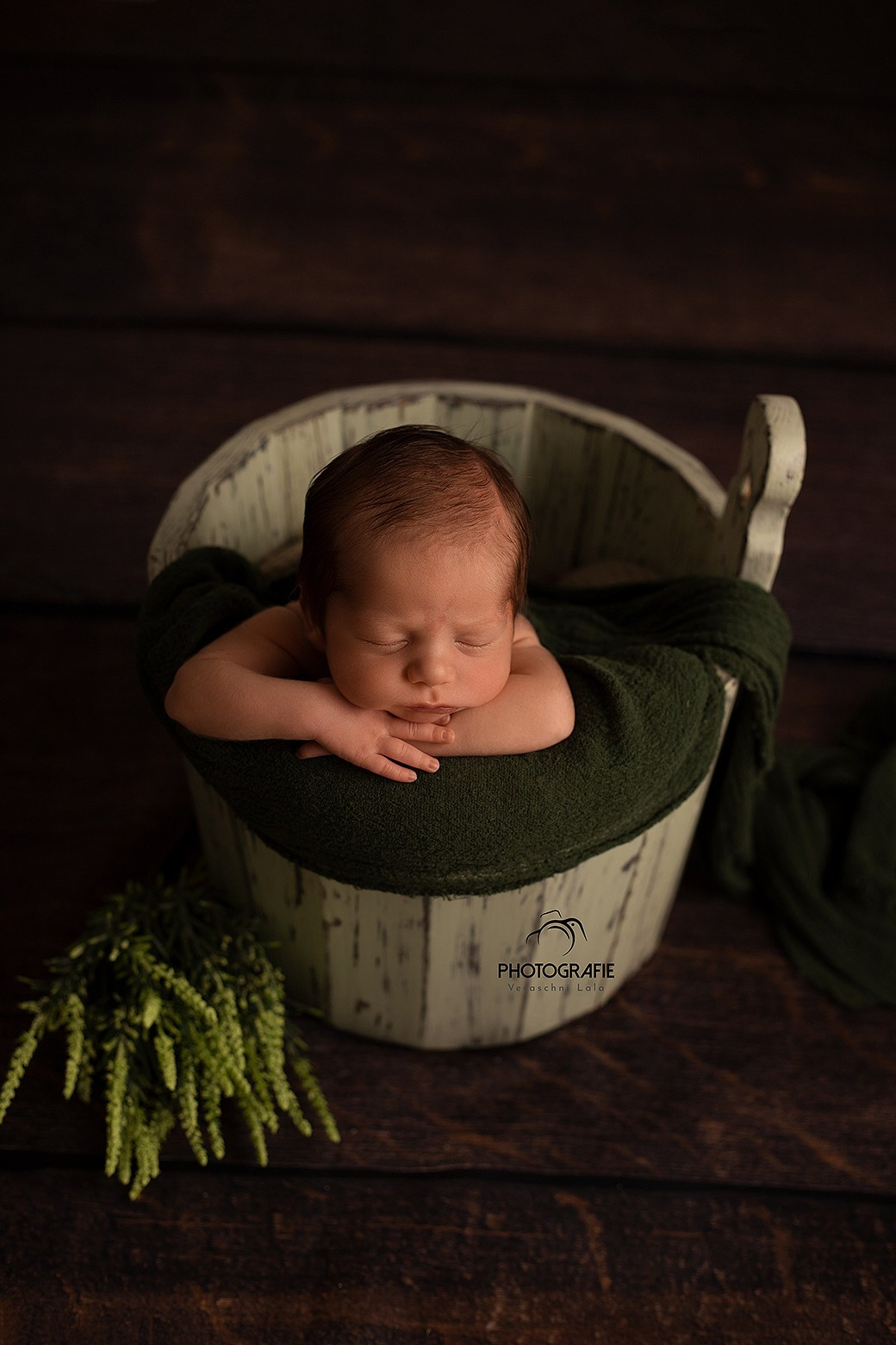 Newborn. Neugeboren und Babybauchfotoshooting in Cloppenburg