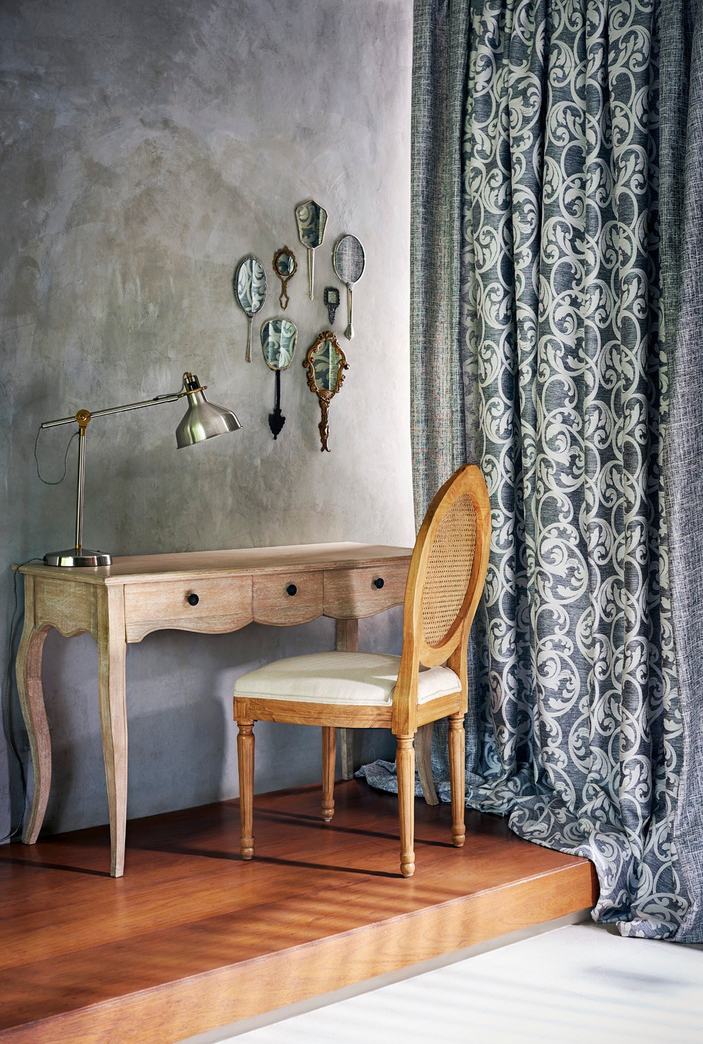 Interiors. Radhakrishnan Chakyat — commercial photographer in Mumbai