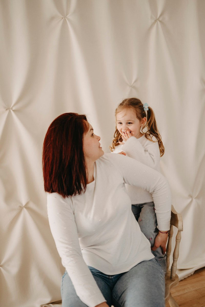 Miljana, Danka i Ilija — fotografisanje MAMINO. Deciji i porodicni fotograf u Beogradu Oksana Skendzic