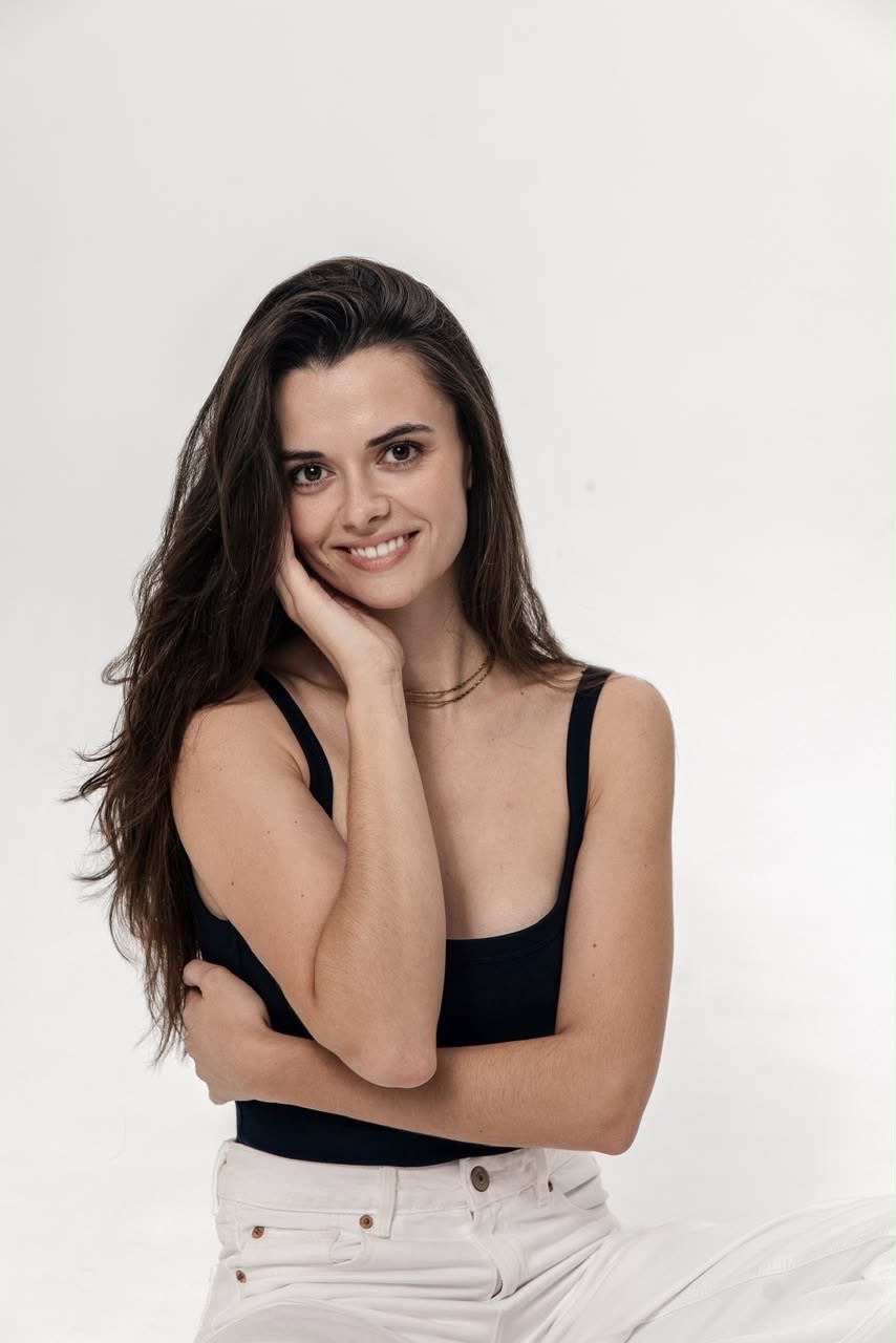 Clara. Photographer in Dubai