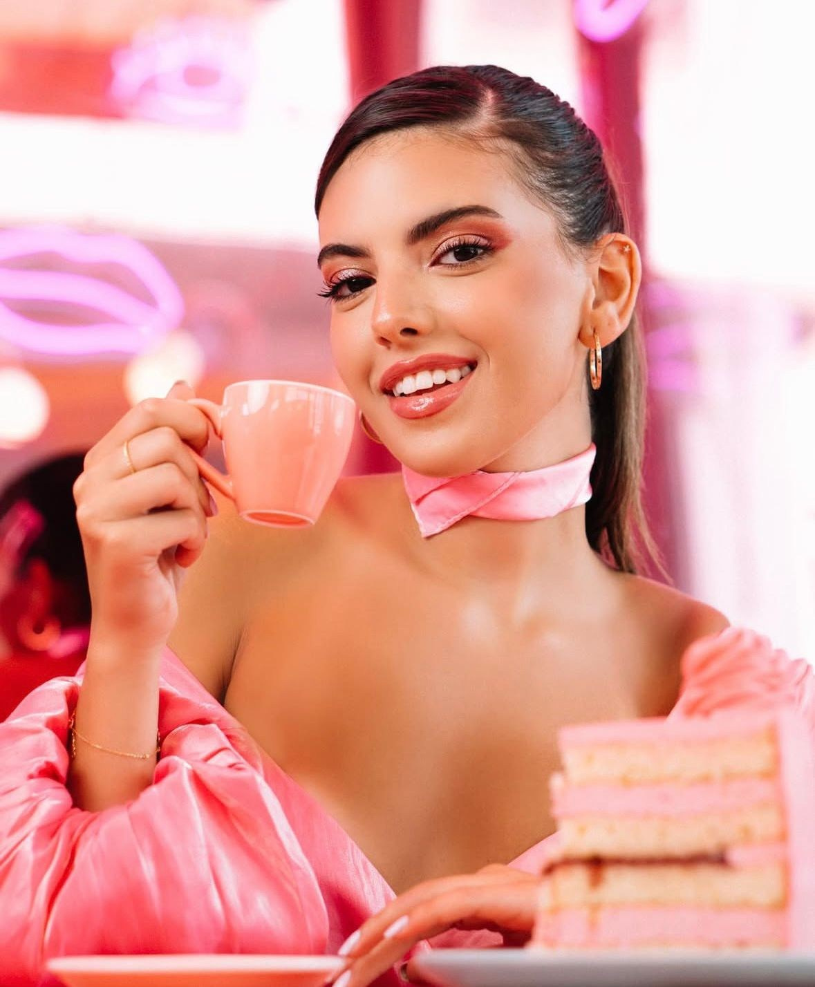 Nicole. Photographer in Dubai