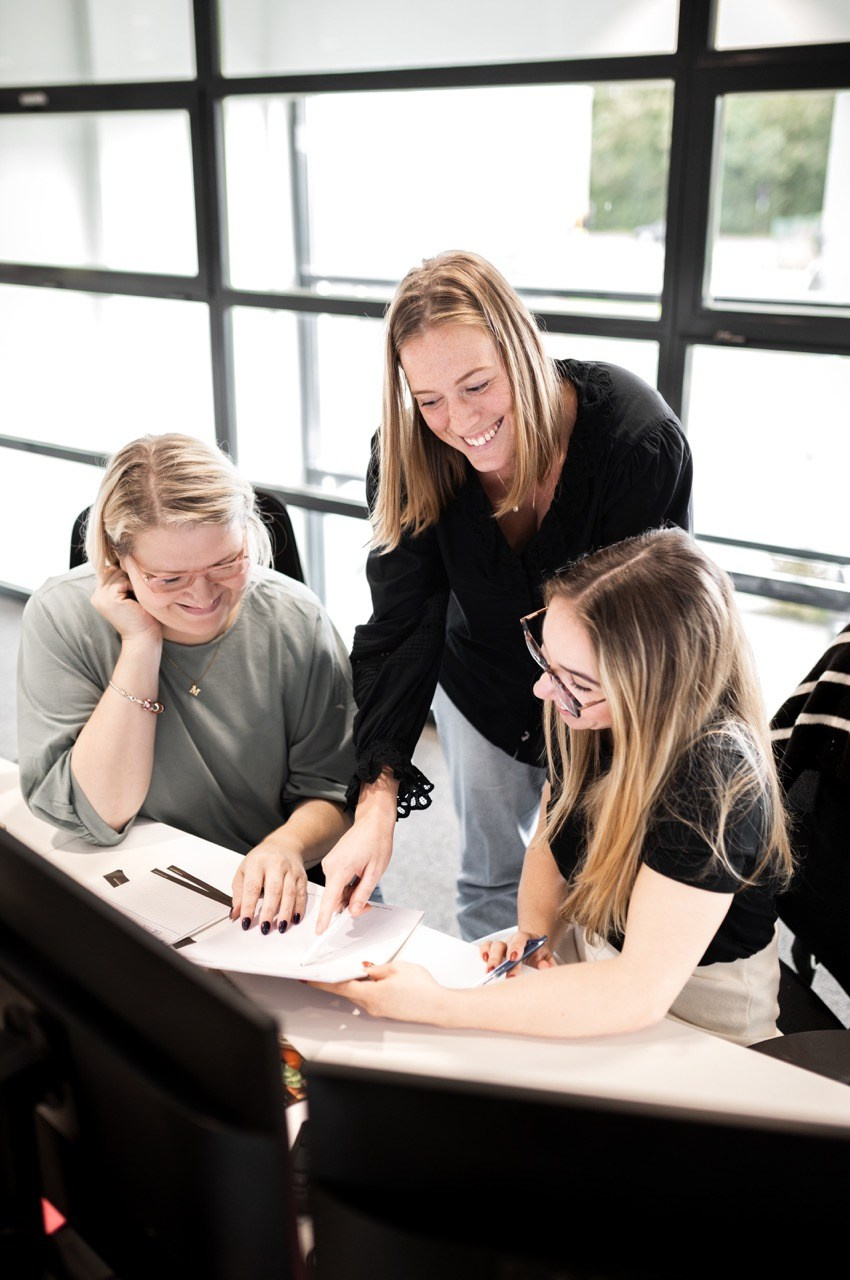 Dana Lišková - Portrait and brand photographer Prague - Business portrait Prague - Brand photo Prague - Business and corporate portrait Prague - Corporate photography Prague