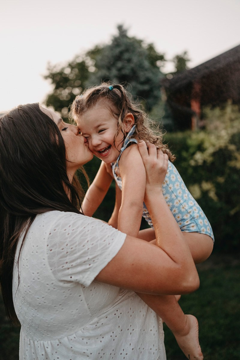 Jelena, Milos, Lena i Viktor / porodicno fotografisanje. Deciji i porodicni fotograf u Beogradu Oksana Skendzic
