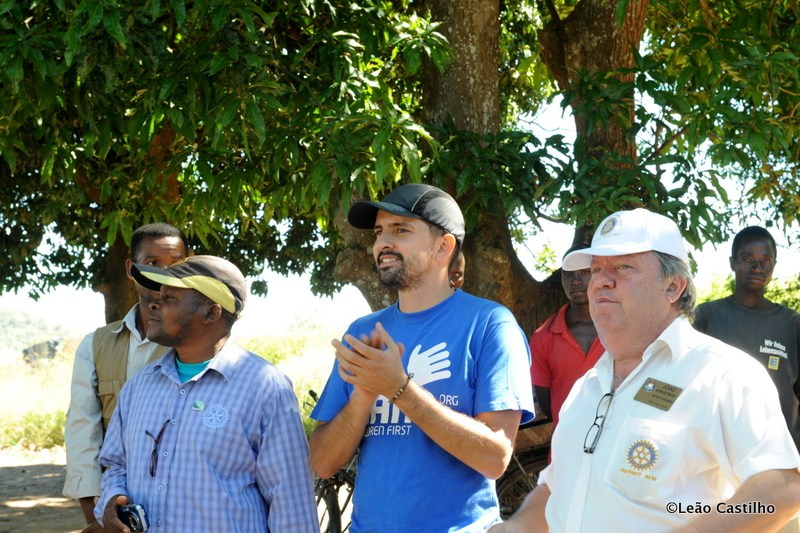 Photos of volunteer work in Mozambique. Simbahalu