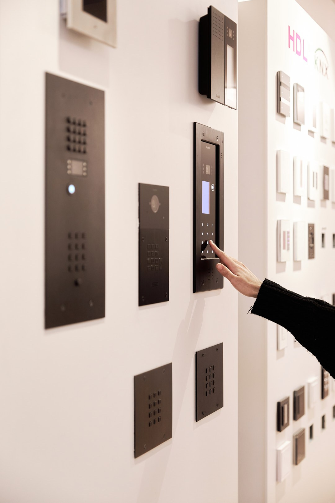 HED CINEMA & CREATIV PEOPLE. צילום ווידאו לעיצוב פנים ואדריכלות