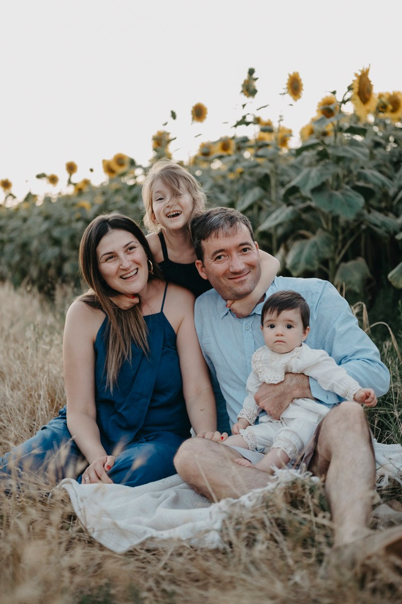 Jelena Milos Dunja i Mila / porodicno fotografisanje. Deciji i porodicni fotograf u Beogradu Oksana Skendzic