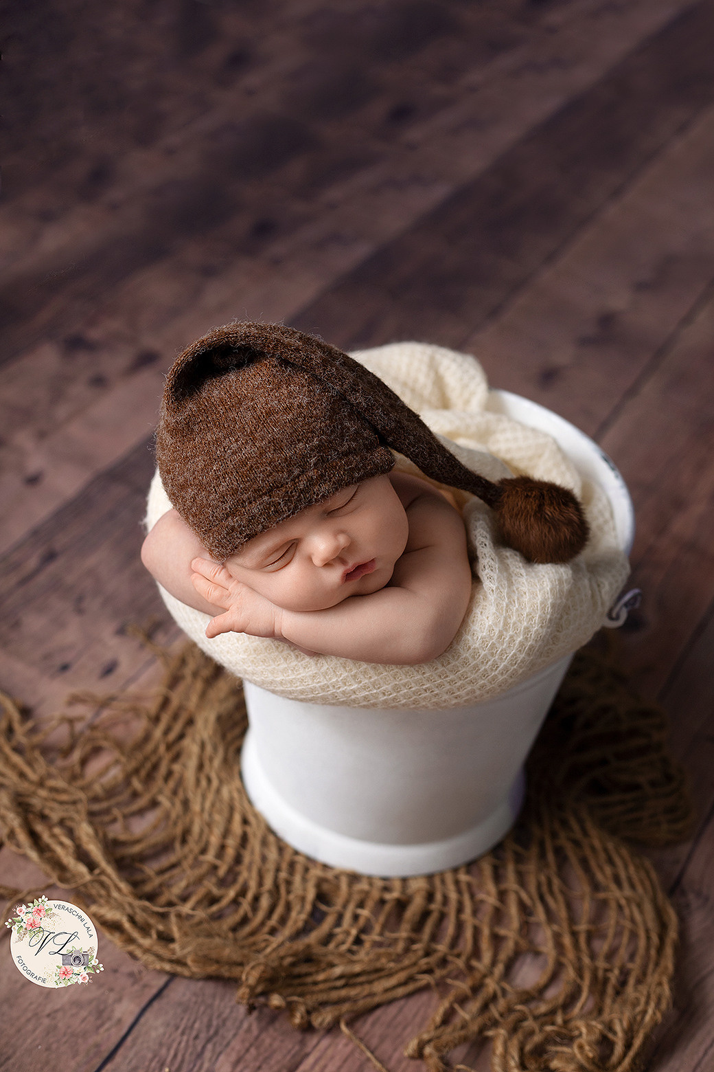 Newborn. Neugeboren und Babybauchfotoshooting in Cloppenburg