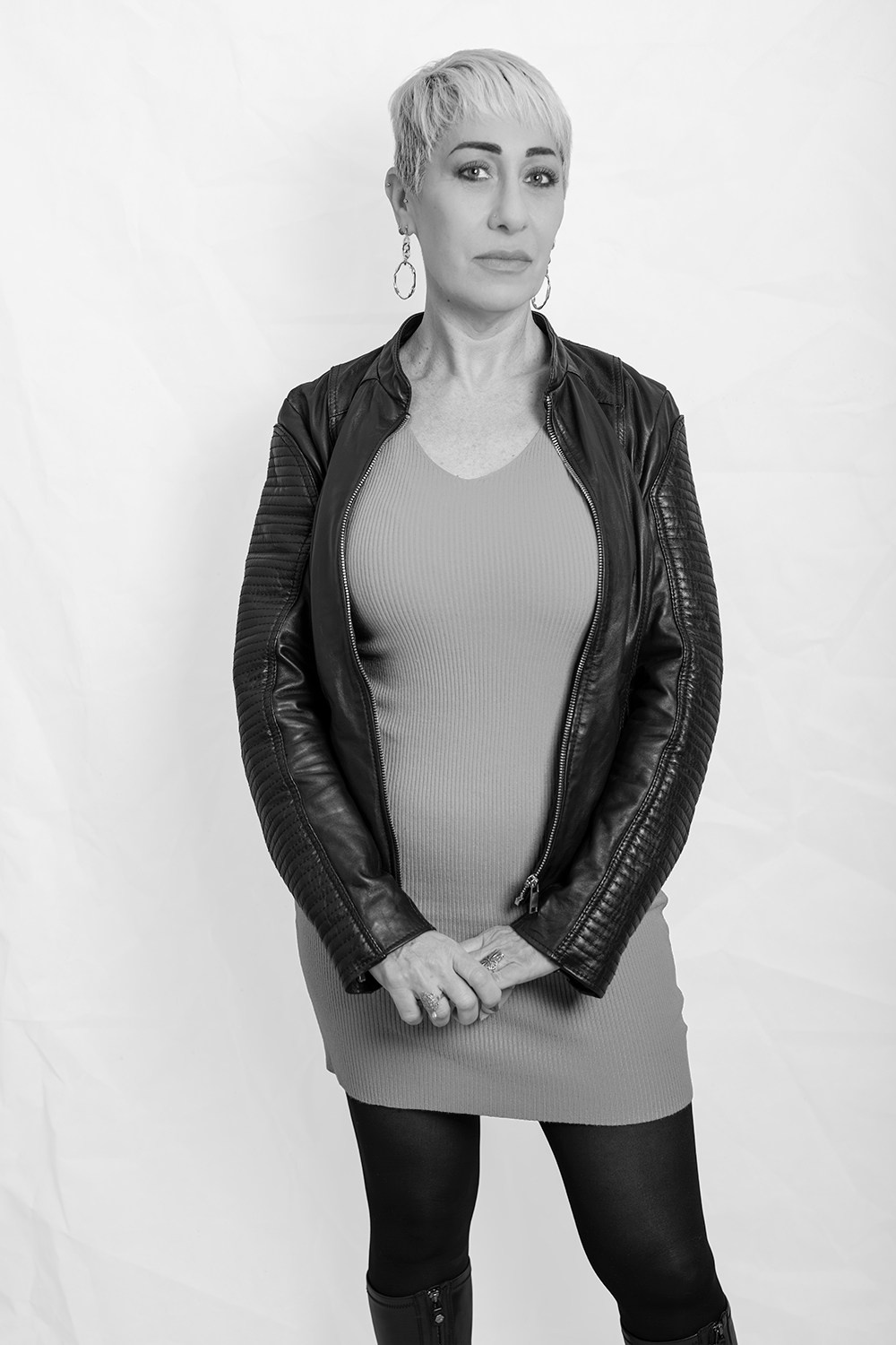 Simona De Bartolomei. Glow Pixel