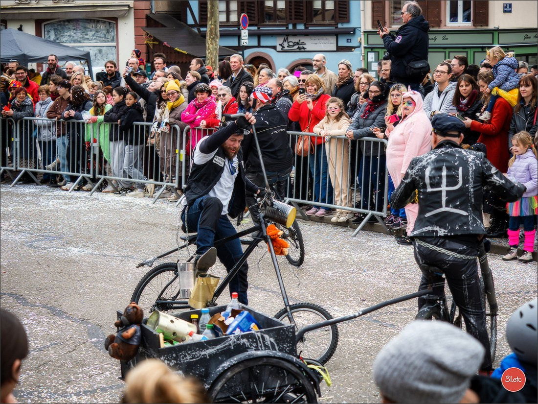 Traditional February carnival. Music, dancing, costume performances. C. Photographe à Strasbourg | Portraits, Studio, Enfants, Événements
