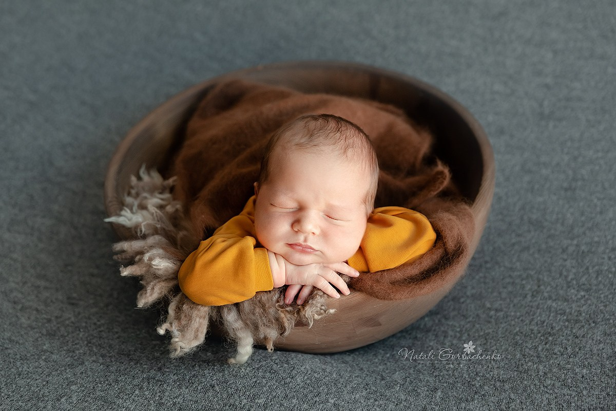 Новонароджені малюки. Дитячий, сімейний, а також newborn фотограф і викладач у Києві Наталія